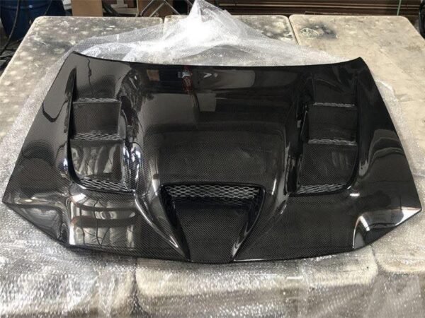 Chrysler 300 Viper hood