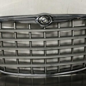 Chrysler 300 chrome grille